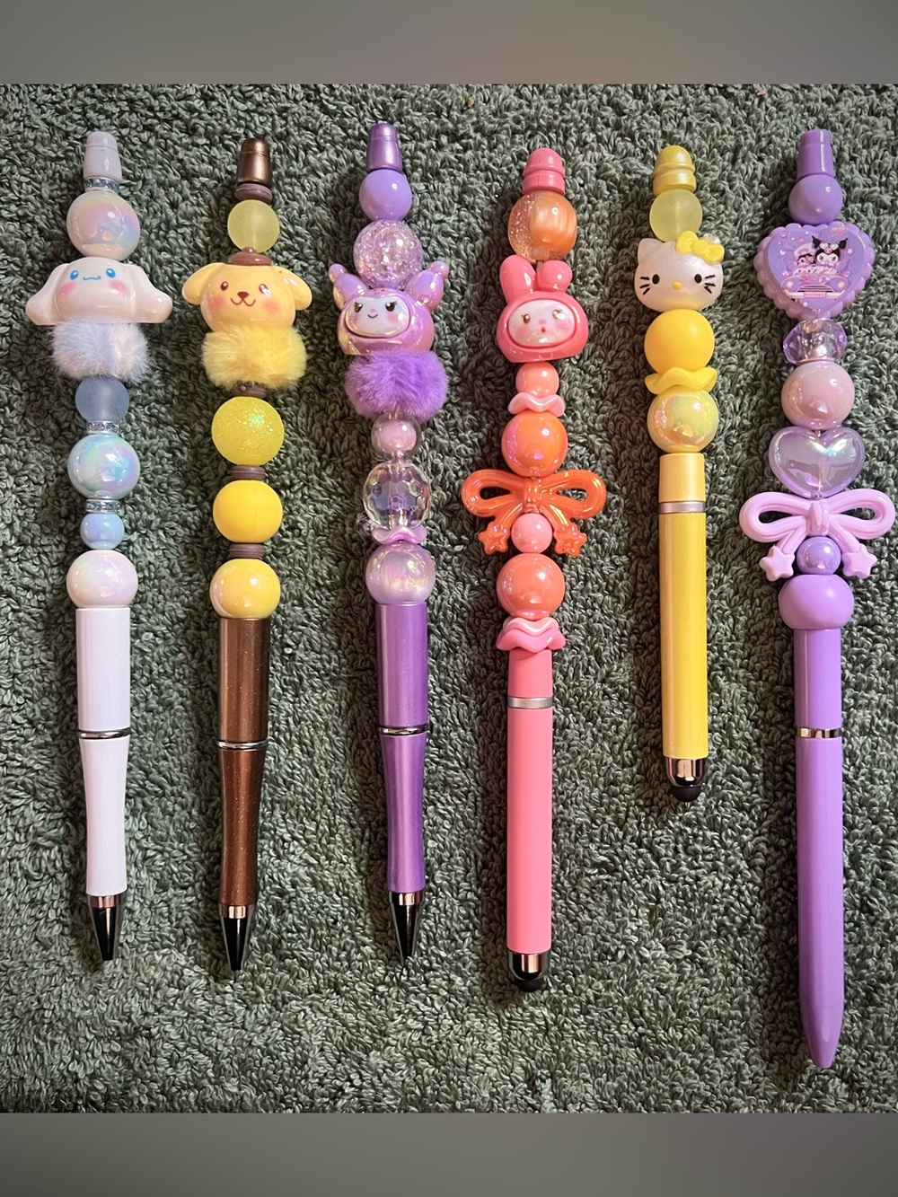 CHB1987 is Live Now! DONT MISS OUT ON CUTE UNLISTED ITEMS - Like this Live Post! - Picture 8 of 9